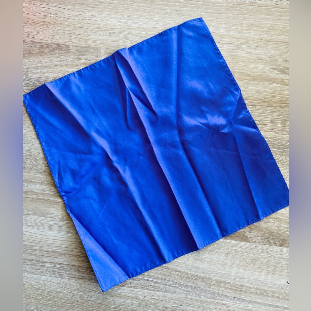 ✨5/$5 | Men’s Silky Blue Purple Pocket Square✨